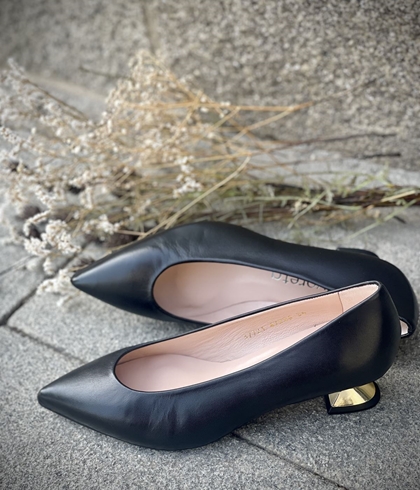 Zapato KITTEN Angari MAGA 47226-57 NEGRO - Imagen 1