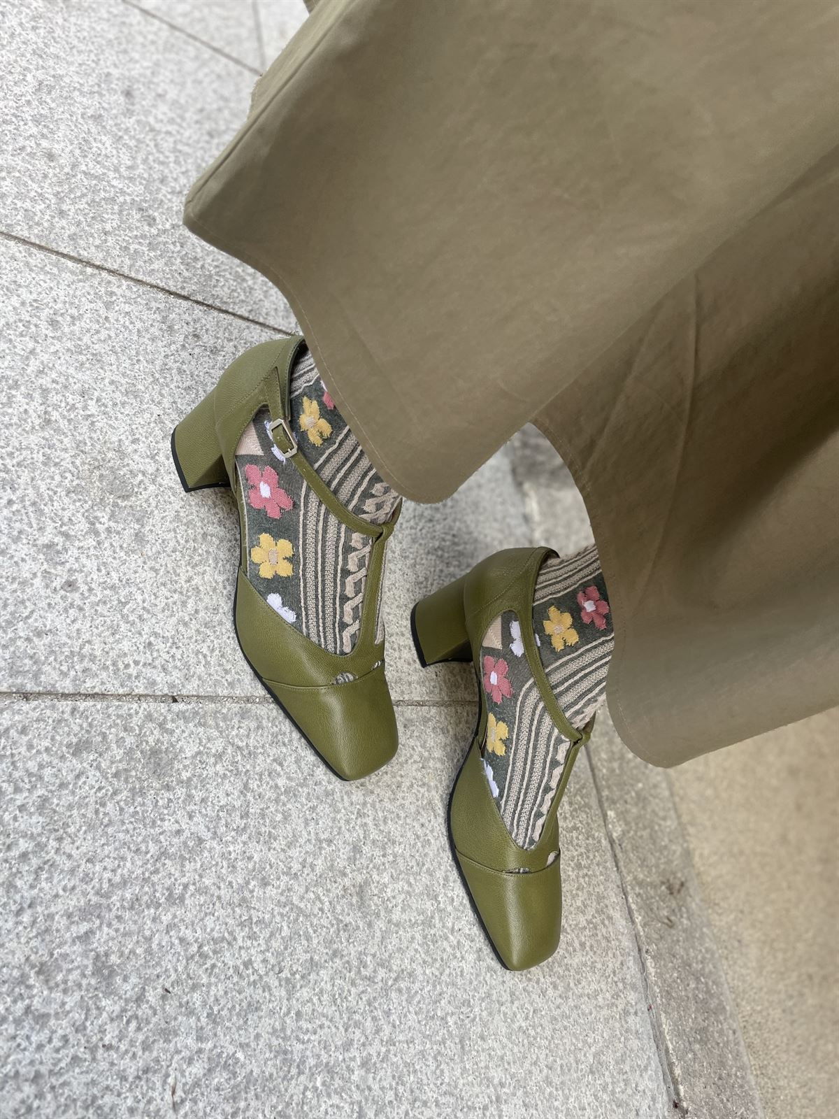 Zapato Mary Jane  Angari Cristal Kaki -59 OLIVA - Imagen 8