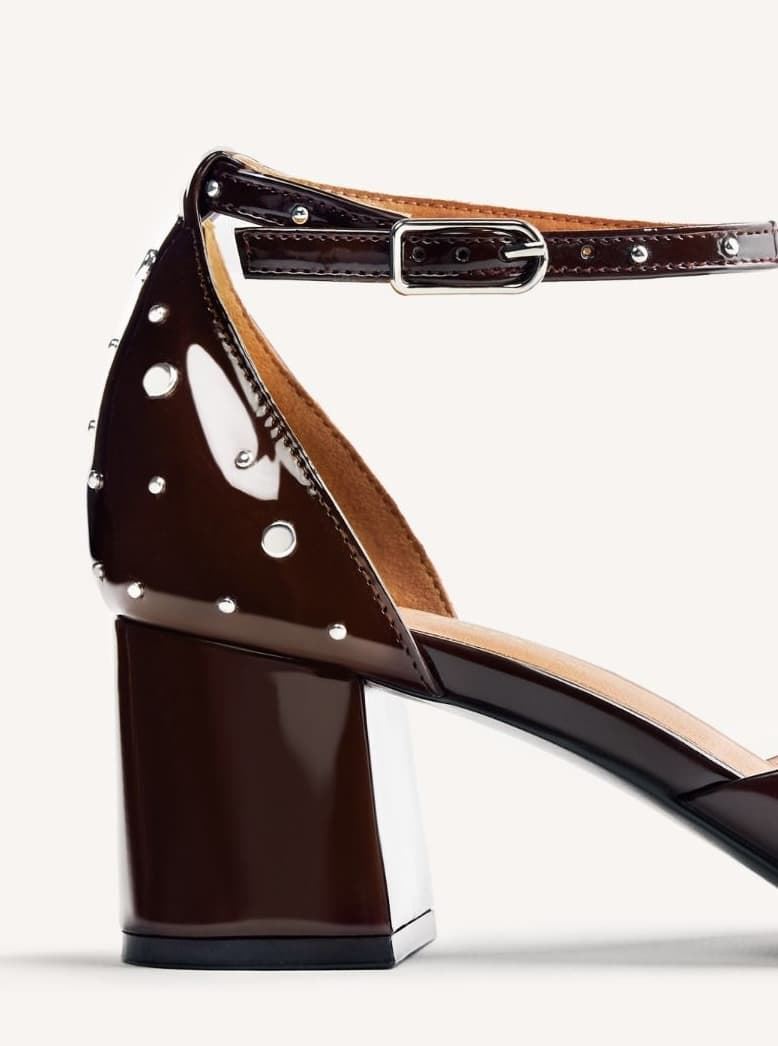 Zapato Mary Jane  Gioseppo KINBRAE tachas chocolate - Imagen 4