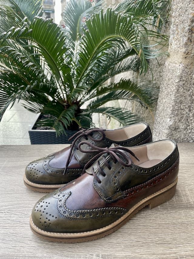 Zapato Plumers Menorca oxford bicolor cordones - Imagen 4
