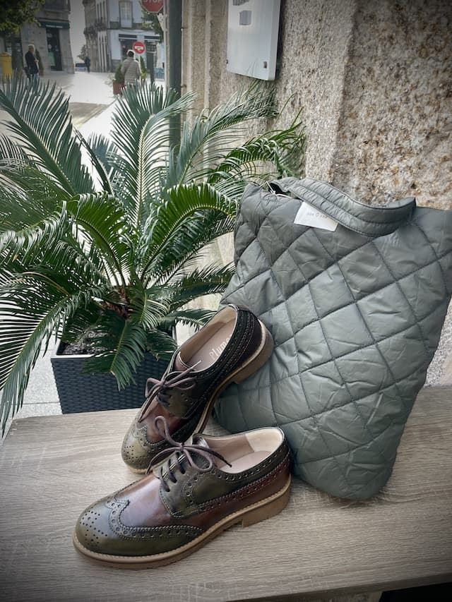 Zapato Plumers Menorca oxford bicolor cordones - Imagen 5