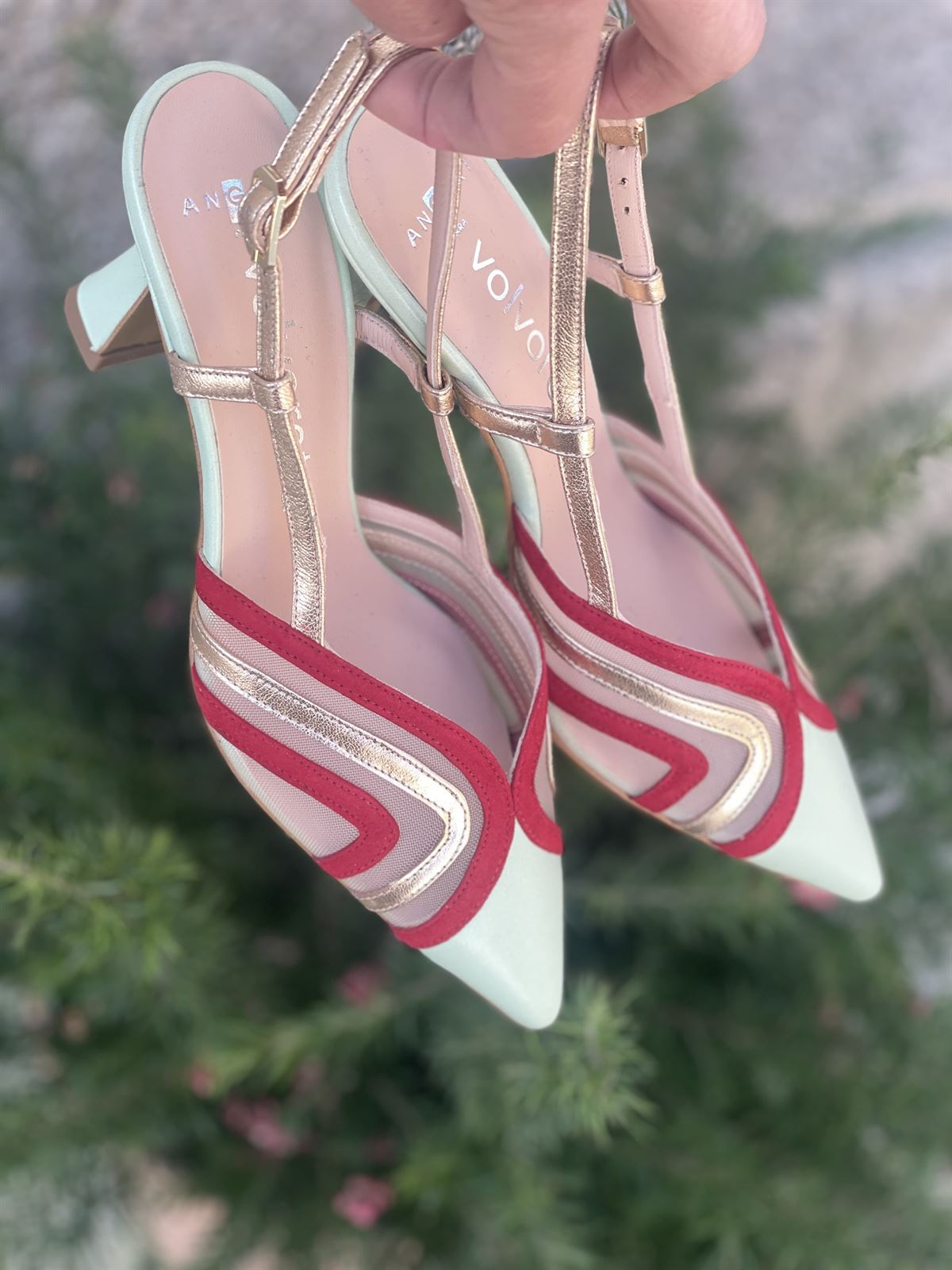 Zapato stiletto Angari 52051-07 Manila agua y rojo - Imagen 1