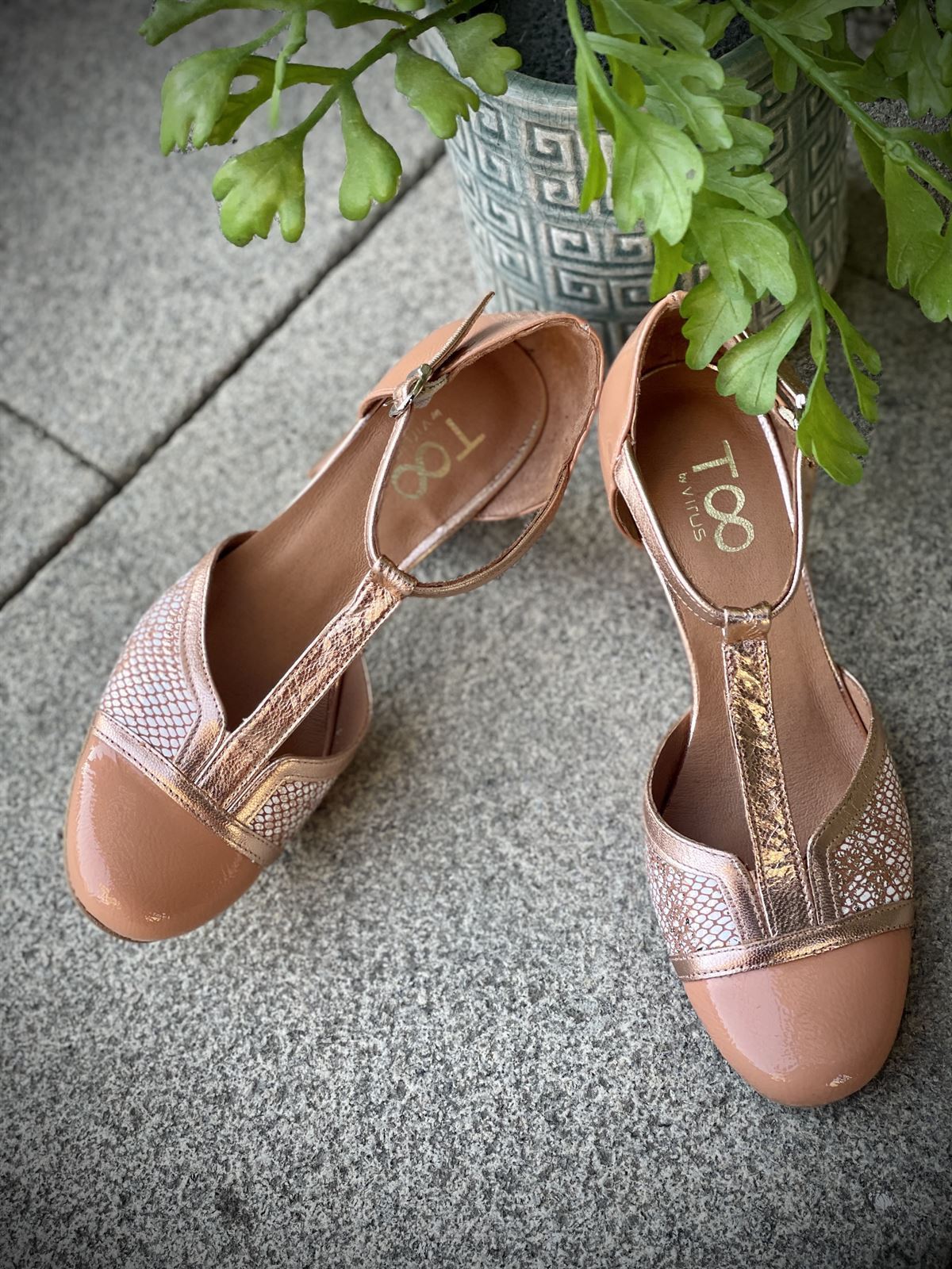 zapato T infinito charol salmon - Imagen 1