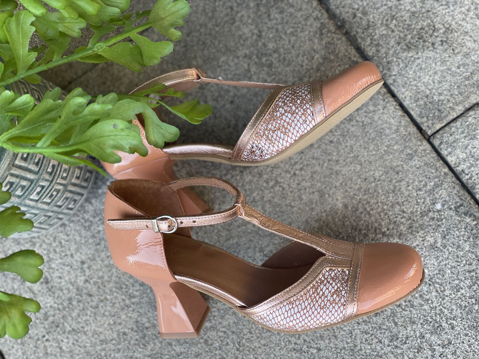 zapato T infinito charol salmon - Imagen 2