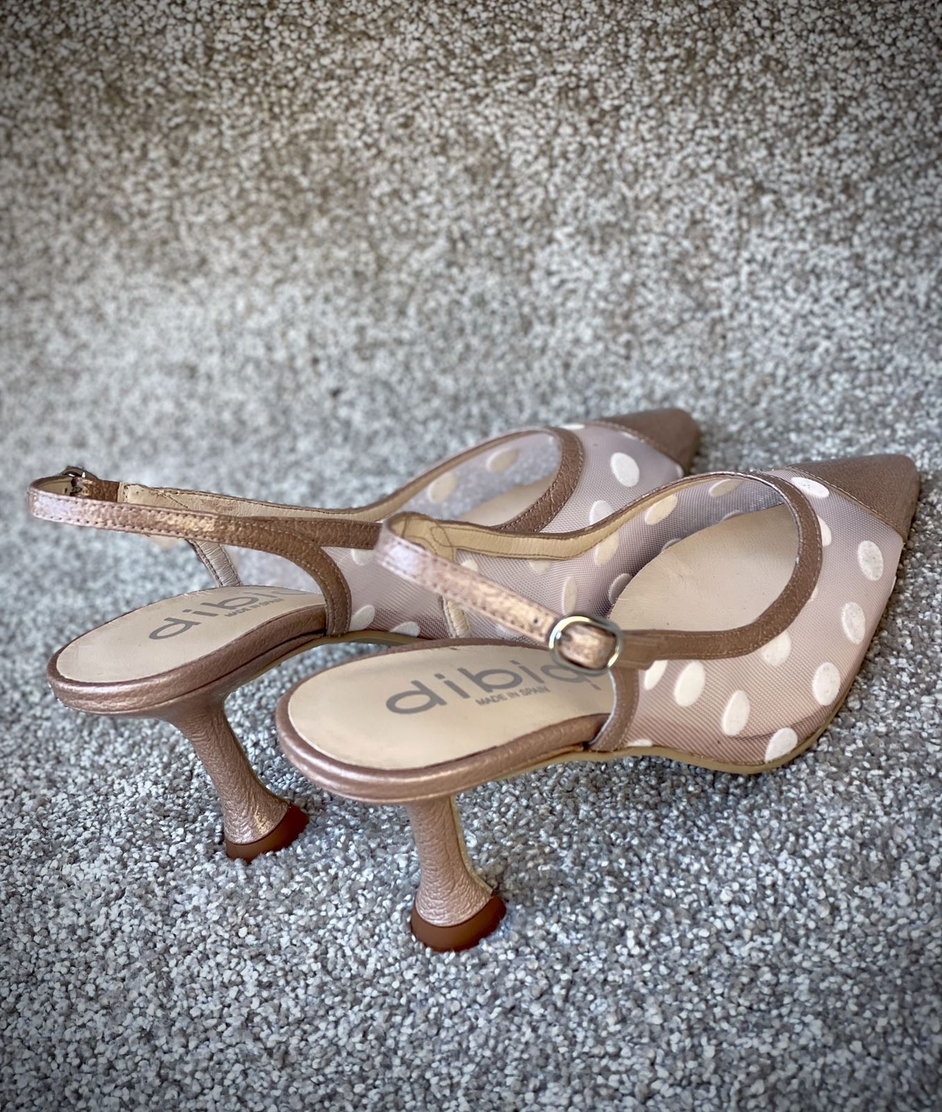 Zapato tacón Dibia by Ezzio destalonado rejilla nacarado - Imagen 3
