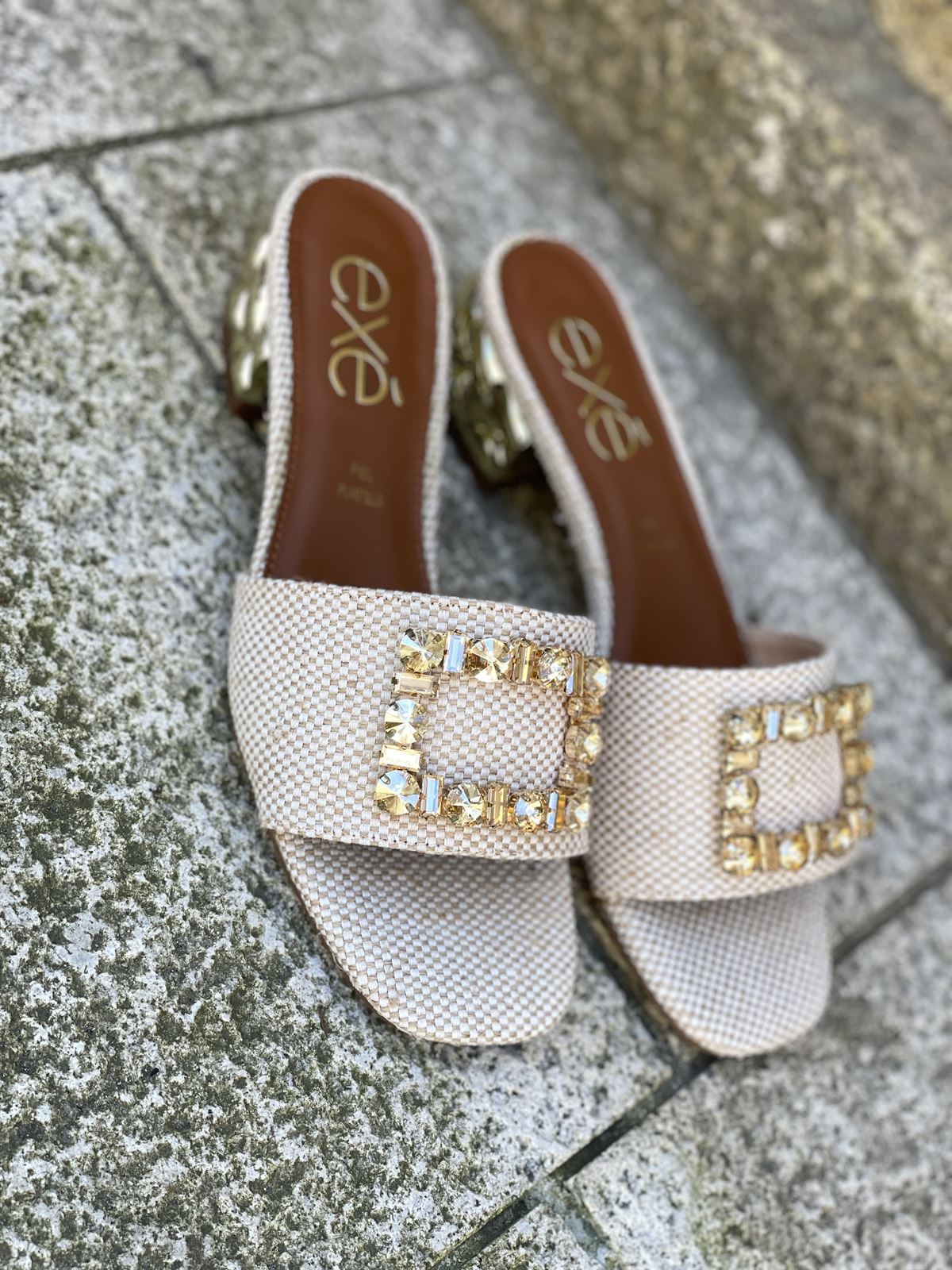 Zueco KATTY 257 EXE pieza oro rafia beige - Imagen 6