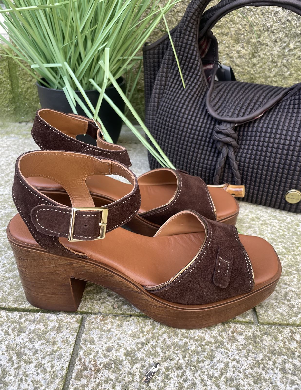 Zueco Nemonic  2371 Western marrón piso Aruba extra ligero chocolate - Imagen 5